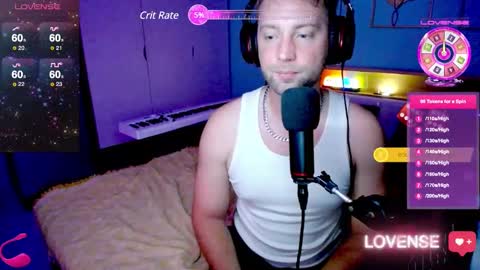 Snapshot of anndy_games chatting on December 23, 11:04 am anndy_games online show from December 23, 11:04 am