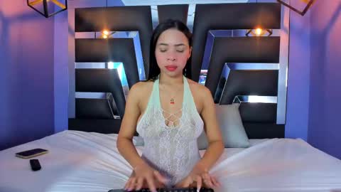 Anne online show from September 17, 7:04 pm