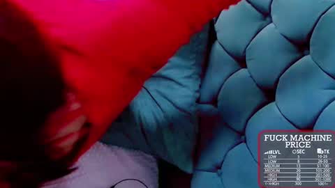       online show from October 25, 11:54 pm