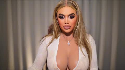 Anne Hart online show from December 1, 4:17 am