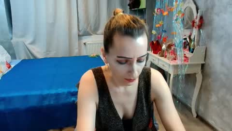 annedevrim online show from March 24, 7:02 am