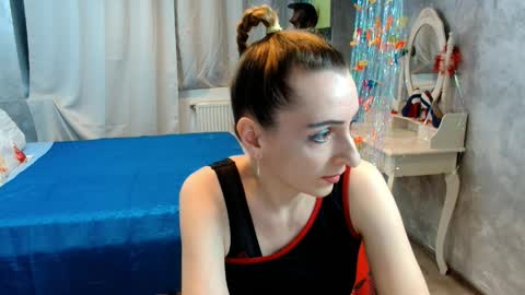 annedevrim online show from March 26, 7:14 am