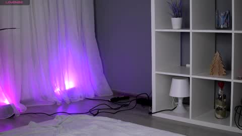 Anne online show from March 12, 6:19 am