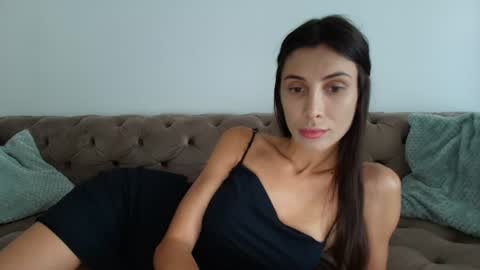 Snapshot of annehotxxx chatting on July 12, 12:29 pm AnneHotxxx online show from July 12, 12:29 pm