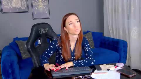 Anne online show from October 20, 4:57 am