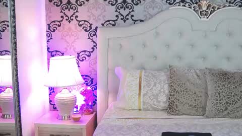 annekay online show from July 1, 7:54 am