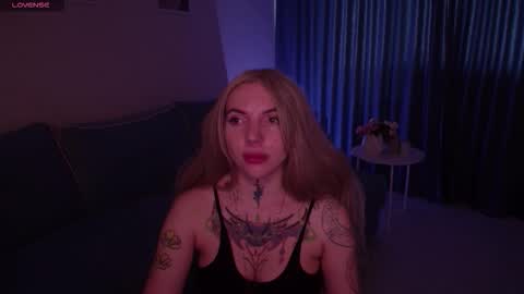 Snapshot of annetenet chatting on September 26, 7:01 am Annet online show from September 26, 7:01 am