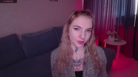 Snapshot of annetenet chatting on October 14, 7:09 am Annet online show from October 14, 7:09 am