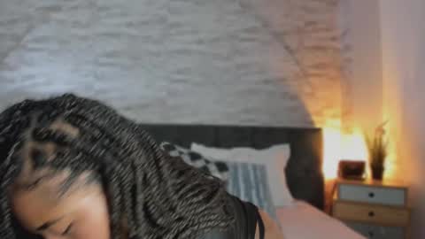 Snapshot of anneth__m chatting on February 20, 7:47 pm Anneth online show from February 20, 7:47 pm