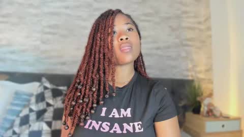 Snapshot of anneth__m chatting on May 4, 7:32 pm Anneth online show from May 4, 7:32 pm