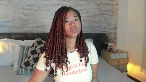 Snapshot of anneth__m chatting on May 5, 7:33 pm Anneth online show from May 5, 7:33 pm