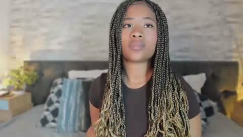 Snapshot of anneth__m chatting on June 20, 7:38 pm Anneth online show from June 20, 7:38 pm