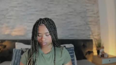 Snapshot of anneth__m chatting on June 25, 7:40 pm Anneth online show from June 25, 7:40 pm