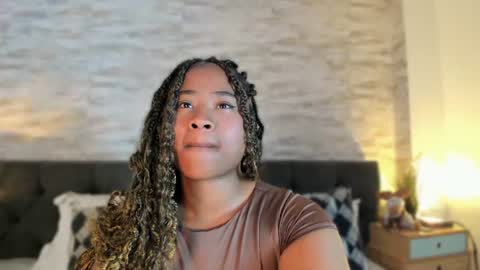 Snapshot of anneth__m chatting on July 7, 7:40 pm Anneth online show from July 7, 7:40 pm