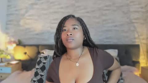 Snapshot of anneth__m chatting on July 29, 7:34 pm Anneth online show from July 29, 7:34 pm