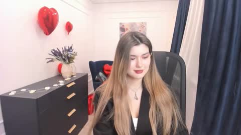 Snapshot of annetli chatting on February 15, 3:58 am annetli online show from February 15, 3:58 am