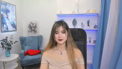 Snapshot of annetli chatting on March 17, 7:28 pm annetli online show from March 17, 7:28 pm
