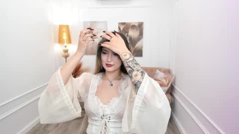 Snapshot of annetli chatting on March 30, 11:33 am annetli online show from March 30, 11:33 am
