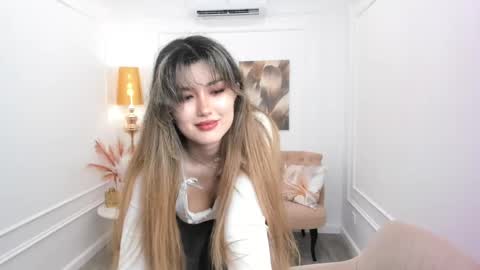 Snapshot of annetli chatting on May 15, 4:30 am annetli online show from May 15, 4:30 am