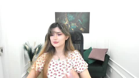 Snapshot of annetli chatting on June 4, 3:12 am annetli online show from June 4, 3:12 am