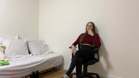 Snapshot of annetmoroz chatting on February 5, 1:16 pm Ann Serj online show from February 5, 1:16 pm