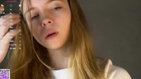 Eva online show from November 2, 7:05 pm