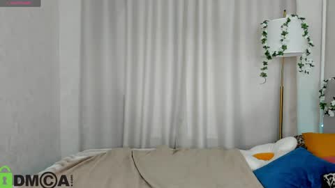 Snapshot of annette_nelsone chatting on April 13, 1:00 am annette_nelsone online show from April 13, 1:00 am