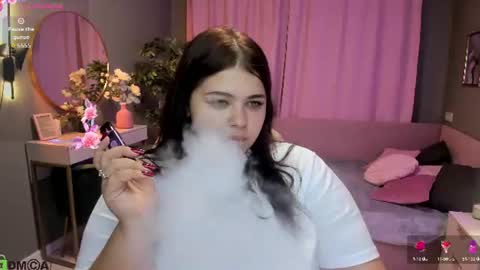 annette_nelsone online show from August 1, 1:05 am