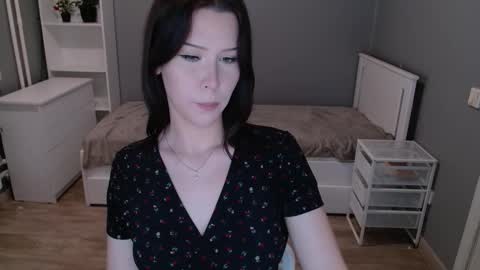 AnnFlowerLa online show from September 9, 7:46 pm
