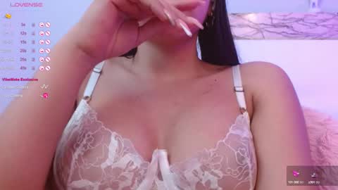 A N N E online show from December 26, 5:51 pm