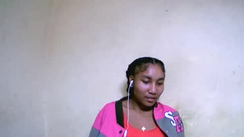 anni253864 online show from September 12, 6:30 pm