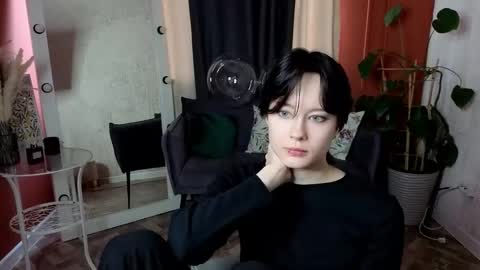 Anni online show from March 21, 8:41 am