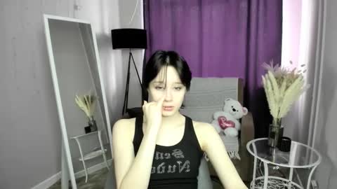 Anni online show from March 25, 12:11 pm