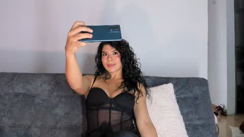 Snapshot of annibigass4daddy chatting on June 13, 3:15 am Creamy online show from June 13, 3:15 am