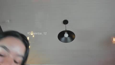 Snapshot of annie_barozzi chatting on December 22, 1:19 pm annie_barozzi online show from December 22, 1:19 pm