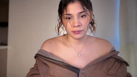 Anniecattie online show from June 17, 9:16 pm