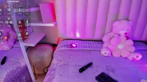   online show from December 3, 3:03 am