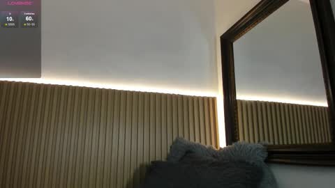 Annie online show from February 24, 11:36 pm