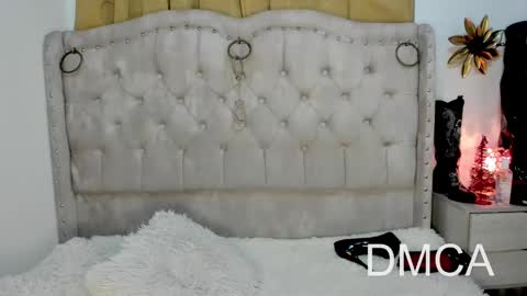 Annie online show from December 15, 10:47 pm