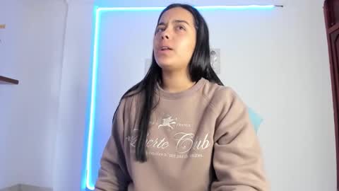 Annie online show from February 5, 1:16 pm