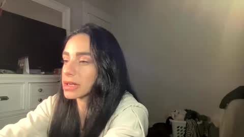 annie_xxx111 online show from February 13, 7:04 am