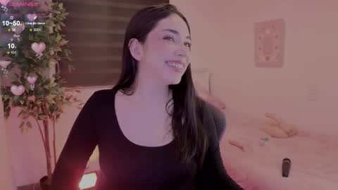 Snapshot of anniebrie chatting on March 10, 5:56 am Cassandra online show from March 10, 5:56 am