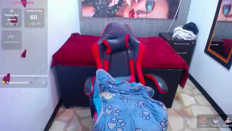 Snapshot of anniee_x chatting on February 23, 11:40 am Anniee online show from February 23, 11:40 am