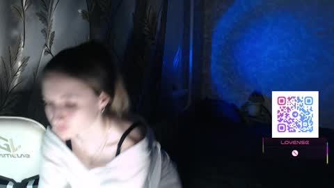 annieee_smith online show from March 7, 2:58 pm