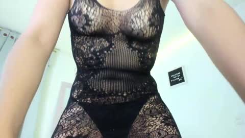 Snapshot of anniegray_12 chatting on December 18, 3:58 am Annie online show from December 18, 3:58 am