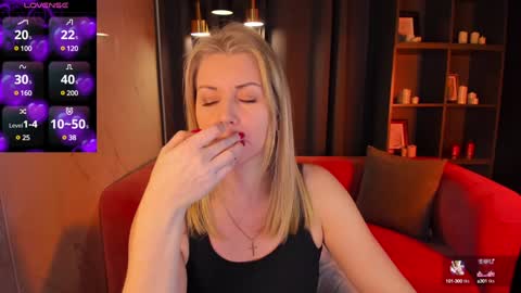 Annie online show from December 10, 5:39 am