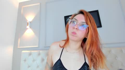 Annie online show from December 23, 4:39 pm