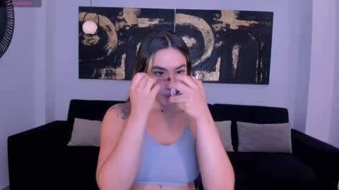 Snapshot of anniemonroe1 chatting on November 11, 11:43 am Annie Monroe online show from November 11, 11:43 am