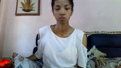 Snapshot of anniesexy1 chatting on October 23, 7:29 am anniesexy1 online show from October 23, 7:29 am