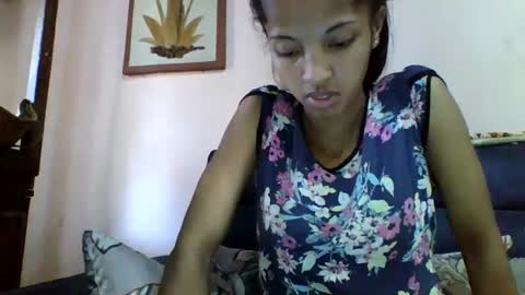 Snapshot of anniesexy1 chatting on November 12, 6:58 am anniesexy1 online show from November 12, 6:58 am